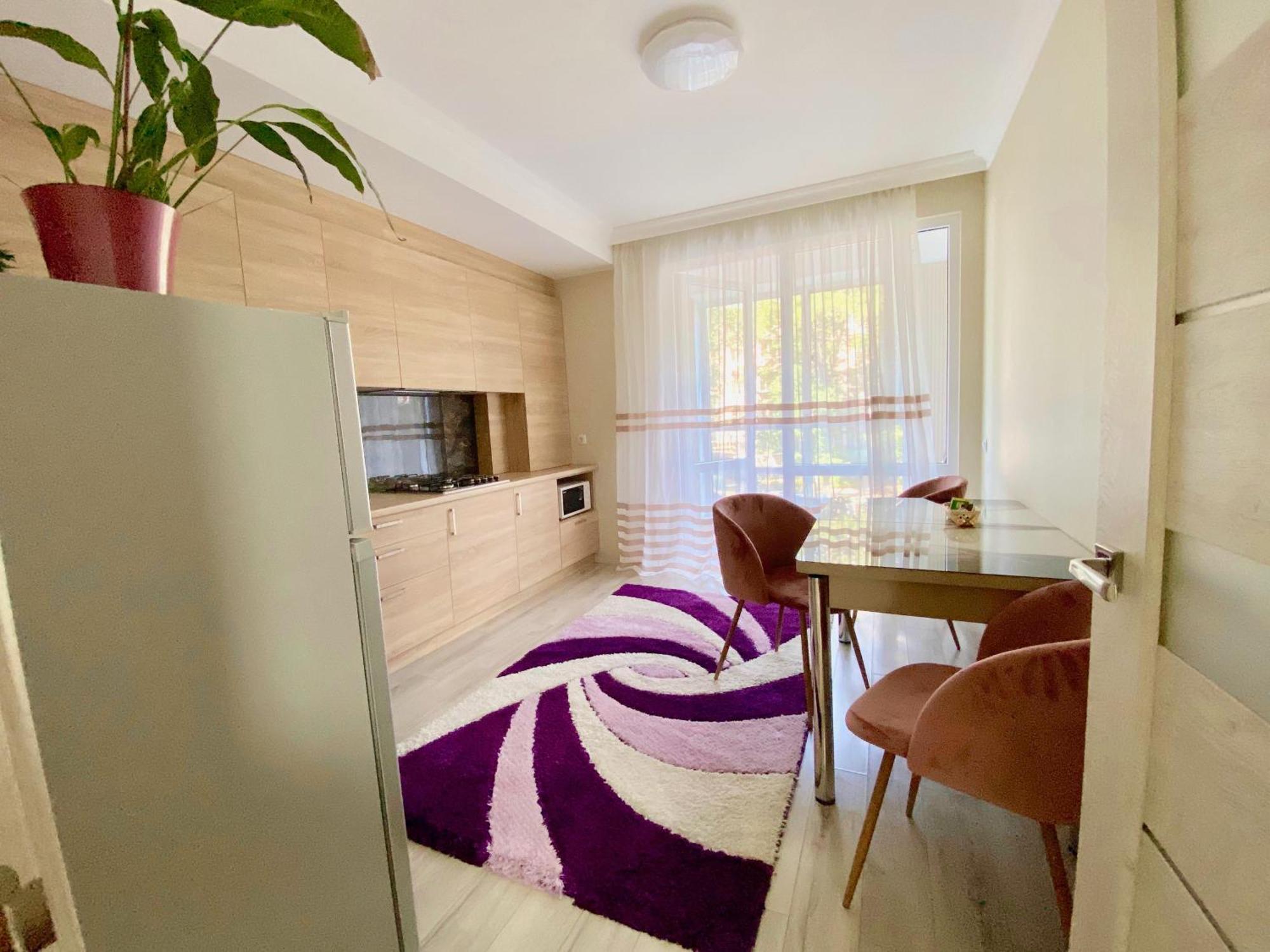 Apartament Comfort Centru คีชีเนา ภายนอก รูปภาพ