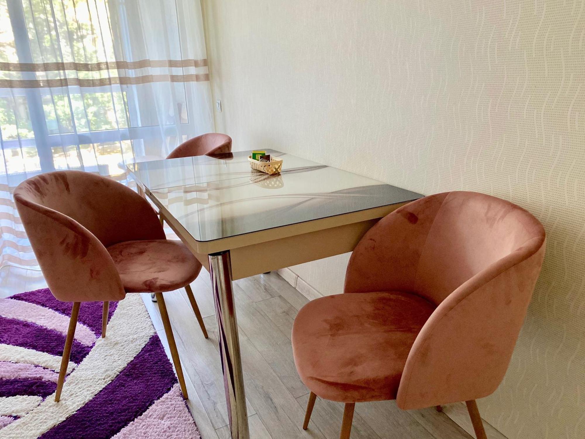 Apartament Comfort Centru คีชีเนา ภายนอก รูปภาพ